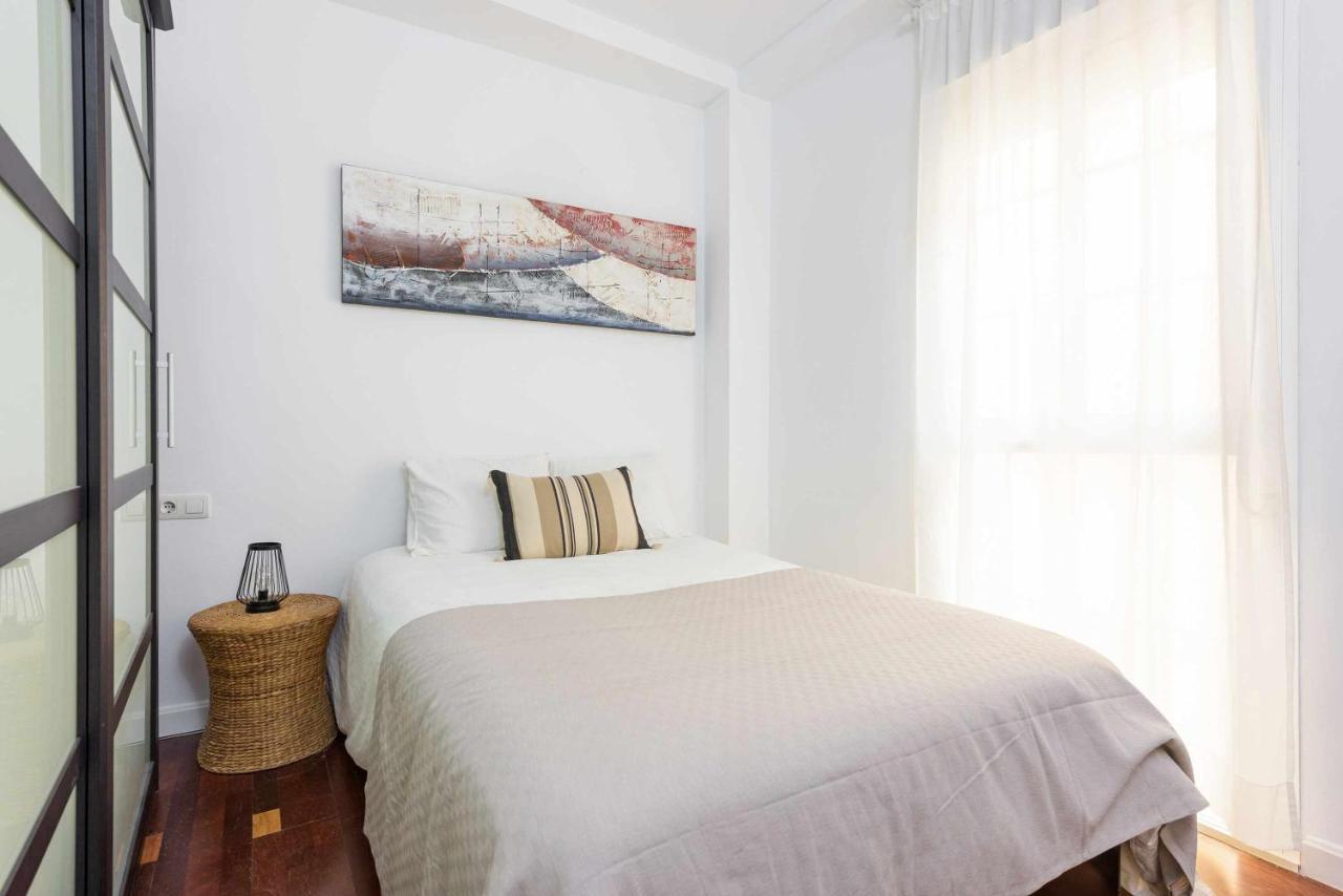 Pineapple Pena 19 Apartment มาลากา ภายนอก รูปภาพ